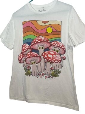 Retro Rainbow Mushroom Cat Graphic Tee Threadless Kooky Love- White. Medium